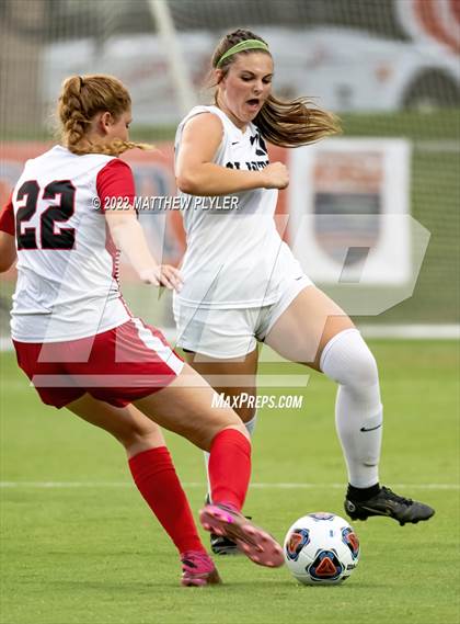 Thumbnail 3 in Clinton vs. Wheatmore (NCHSAA 2A Final) (1 of 2 - the Game) photogallery.