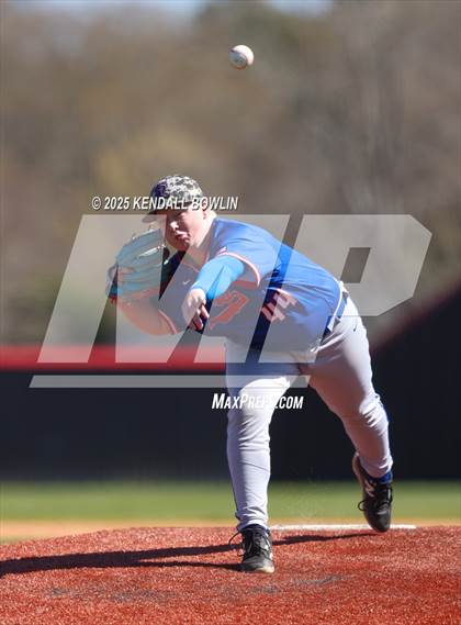 Thumbnail 3 in South Panola vs. Jackson Prep photogallery.
