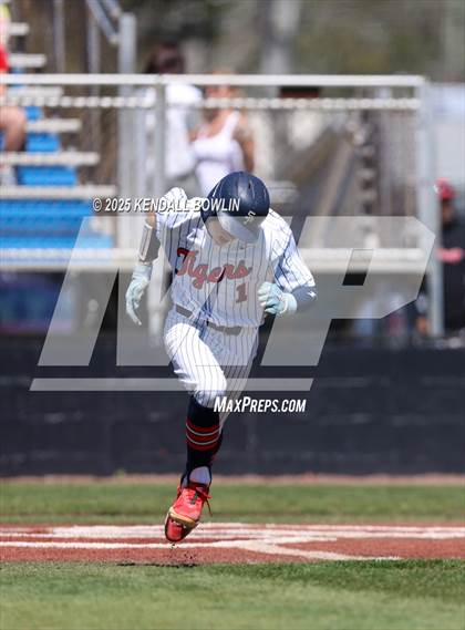 Thumbnail 2 in South Panola vs. Jackson Prep photogallery.