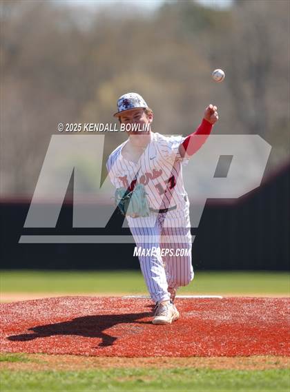 Thumbnail 3 in South Panola vs. Jackson Prep photogallery.