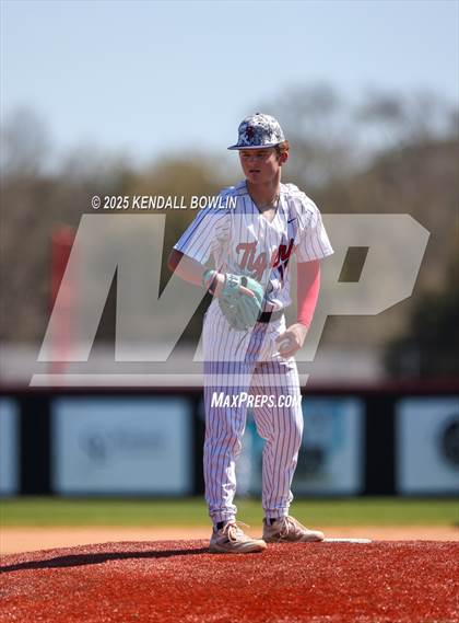 Thumbnail 3 in South Panola vs. Jackson Prep photogallery.
