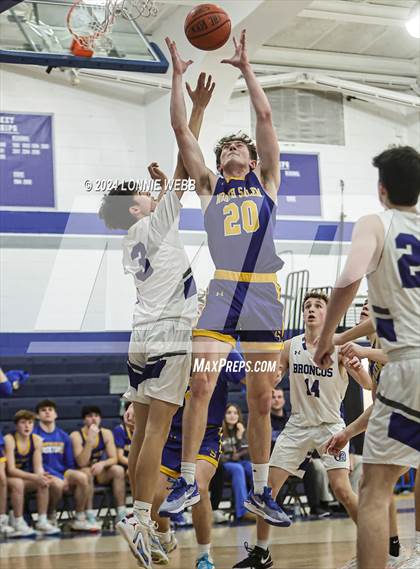 Thumbnail 2 in North Salem vs Bronxville (NYSPHSAA Section 1 Class B First Round) photogallery.
