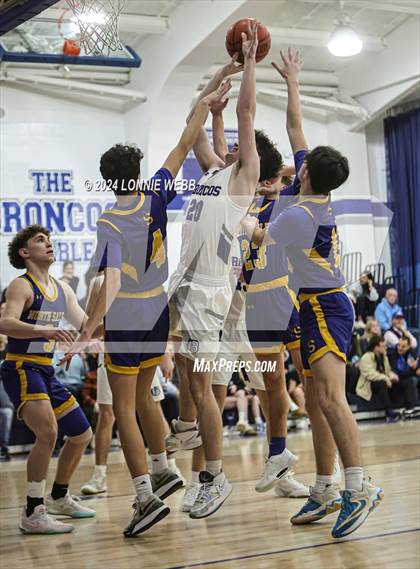 Thumbnail 2 in North Salem vs Bronxville (NYSPHSAA Section 1 Class B First Round) photogallery.
