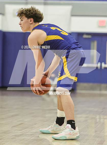 Thumbnail 2 in North Salem vs Bronxville (NYSPHSAA Section 1 Class B First Round) photogallery.