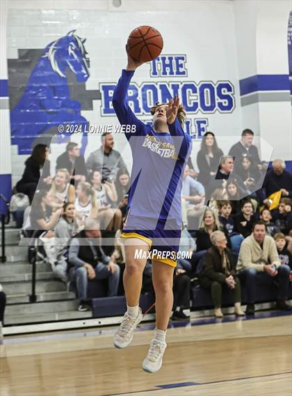 Thumbnail 3 in North Salem vs Bronxville (NYSPHSAA Section 1 Class B First Round) photogallery.