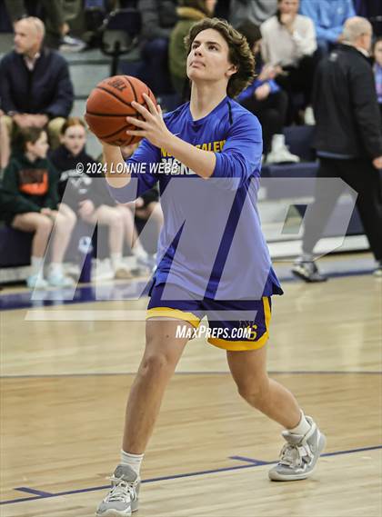 Thumbnail 3 in North Salem vs Bronxville (NYSPHSAA Section 1 Class B First Round) photogallery.