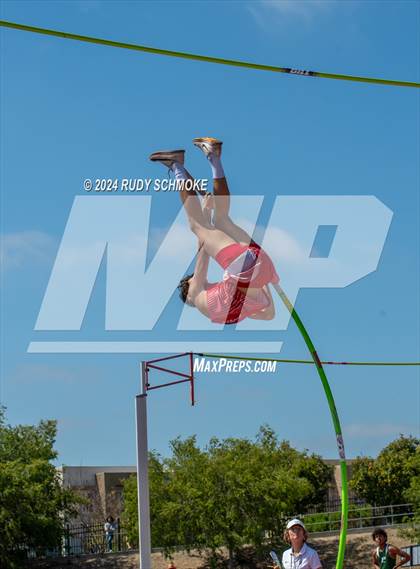 Thumbnail 3 in CIF SDS Boys Division 1 Track and Field Championship photogallery.