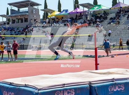 Thumbnail 3 in CIF SDS Boys Division 1 Track and Field Championship photogallery.