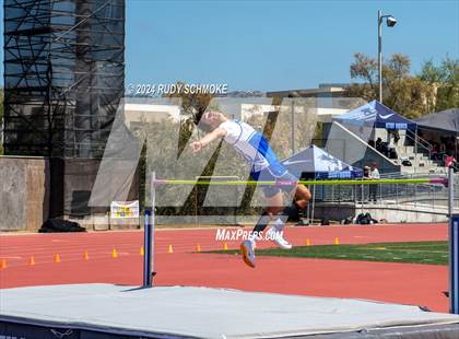 Thumbnail 2 in CIF SDS Boys Division 1 Track and Field Championship photogallery.