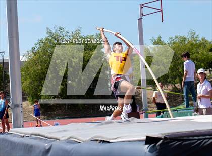 Thumbnail 2 in CIF SDS Boys Division 1 Track and Field Championship photogallery.