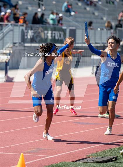 Thumbnail 3 in CIF SDS Boys Division 1 Track and Field Championship photogallery.