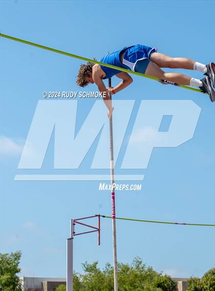 Thumbnail 2 in CIF SDS Boys Division 1 Track and Field Championship photogallery.