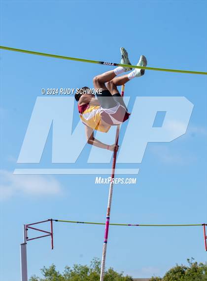 Thumbnail 3 in CIF SDS Boys Division 1 Track and Field Championship photogallery.