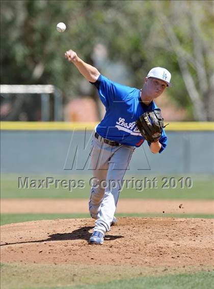 Thumbnail 2 in Torrance vs. Los Alamitos photogallery.