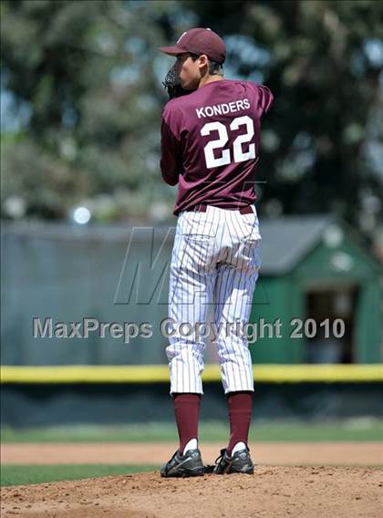 Thumbnail 3 in Torrance vs. Los Alamitos photogallery.