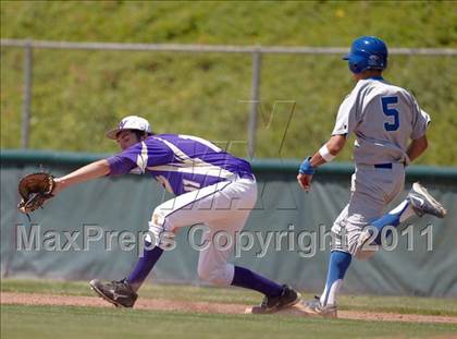 Thumbnail 2 in Willows vs. Durham (CIF NS D3 Final) photogallery.