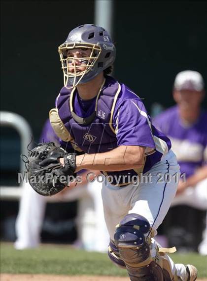 Thumbnail 2 in Willows vs. Durham (CIF NS D3 Final) photogallery.