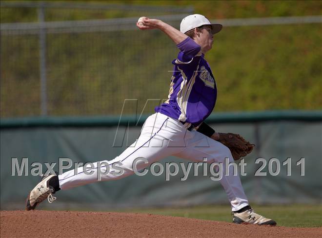 2011 - Photo #24