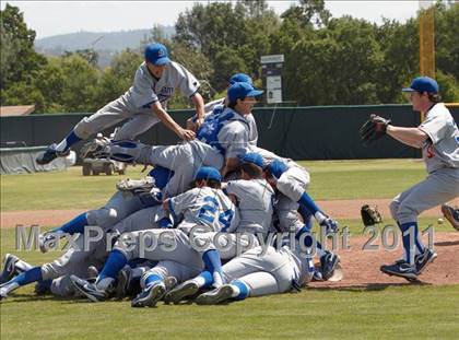 Thumbnail 2 in Willows vs. Durham (CIF NS D3 Final) photogallery.