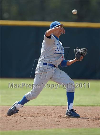 Thumbnail 2 in Willows vs. Durham (CIF NS D3 Final) photogallery.