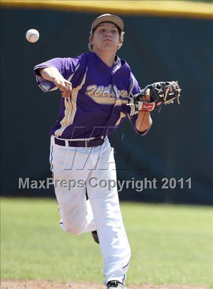 Thumbnail 1 in Willows vs. Durham (CIF NS D3 Final) photogallery.