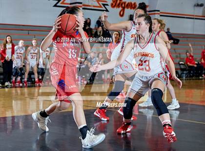 Thumbnail 3 in St. Francis vs. St. Ignatius (Roseville Elite Showcase) photogallery.