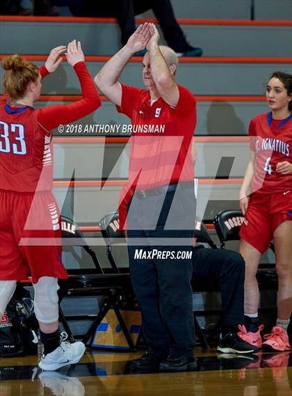 Thumbnail 2 in St. Francis vs. St. Ignatius (Roseville Elite Showcase) photogallery.