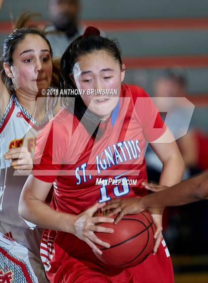 Thumbnail 2 in St. Francis vs. St. Ignatius (Roseville Elite Showcase) photogallery.