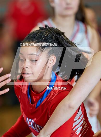 Thumbnail 3 in St. Francis vs. St. Ignatius (Roseville Elite Showcase) photogallery.