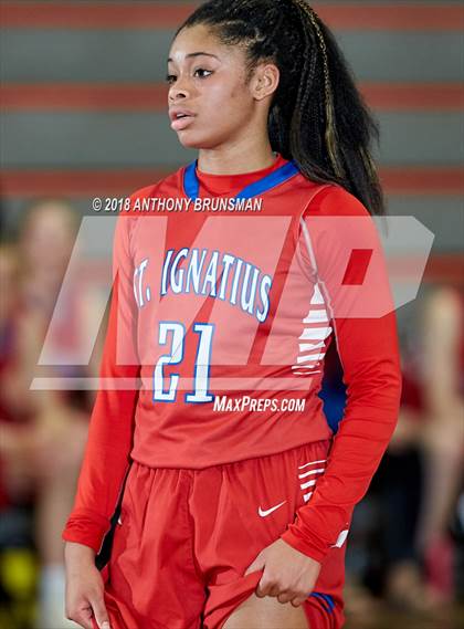 Thumbnail 2 in St. Francis vs. St. Ignatius (Roseville Elite Showcase) photogallery.