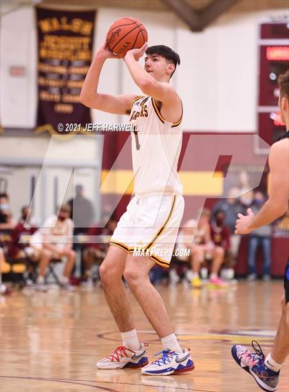 Thumbnail 1 in Revere @ Walsh Jesuit photogallery.