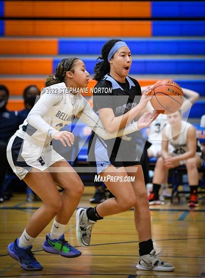Thumbnail 3 in Rogers at Bellarmine Prep (SPSL 4A Playoff) photogallery.
