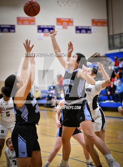Thumbnail 2 in Rogers at Bellarmine Prep (SPSL 4A Playoff) photogallery.