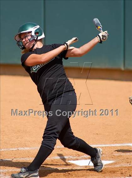 Thumbnail 2 in Pomona Catholic vs. Bellarmine-Jefferson (CIF SS D7 Final) photogallery.