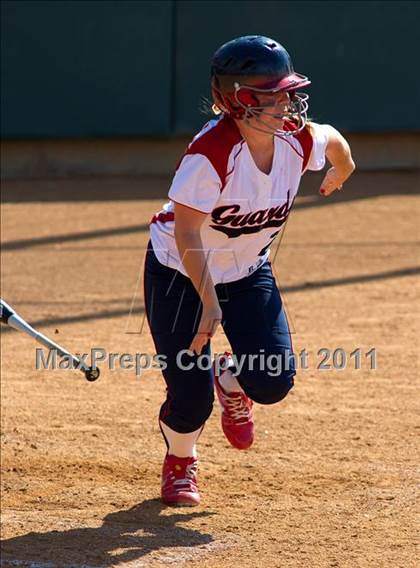 Thumbnail 1 in Pomona Catholic vs. Bellarmine-Jefferson (CIF SS D7 Final) photogallery.
