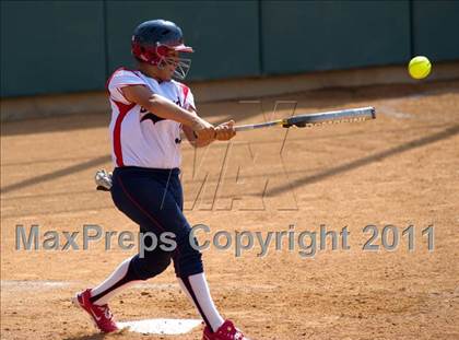 Thumbnail 1 in Pomona Catholic vs. Bellarmine-Jefferson (CIF SS D7 Final) photogallery.