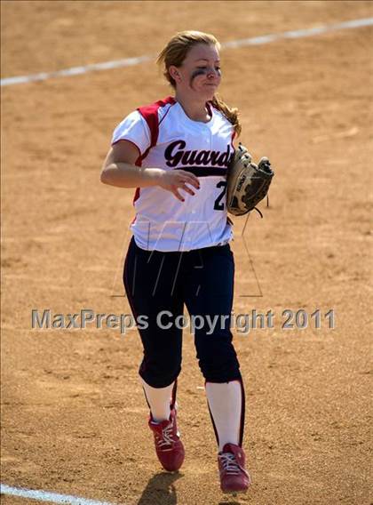 Thumbnail 1 in Pomona Catholic vs. Bellarmine-Jefferson (CIF SS D7 Final) photogallery.
