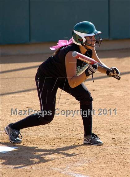 Thumbnail 1 in Pomona Catholic vs. Bellarmine-Jefferson (CIF SS D7 Final) photogallery.