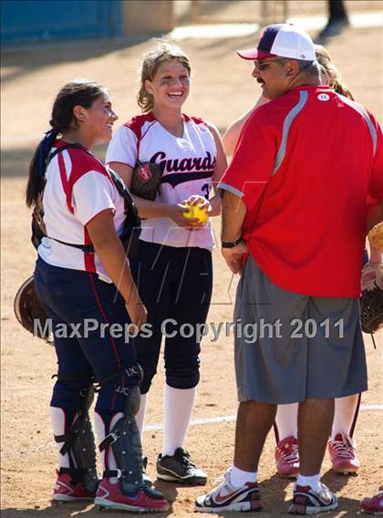 Thumbnail 1 in Pomona Catholic vs. Bellarmine-Jefferson (CIF SS D7 Final) photogallery.
