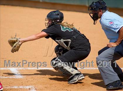 Thumbnail 2 in Pomona Catholic vs. Bellarmine-Jefferson (CIF SS D7 Final) photogallery.