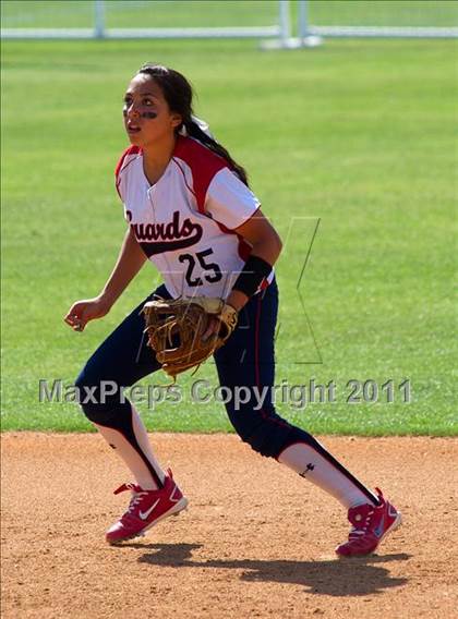 Thumbnail 3 in Pomona Catholic vs. Bellarmine-Jefferson (CIF SS D7 Final) photogallery.