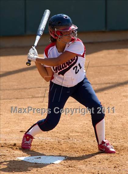 Thumbnail 1 in Pomona Catholic vs. Bellarmine-Jefferson (CIF SS D7 Final) photogallery.