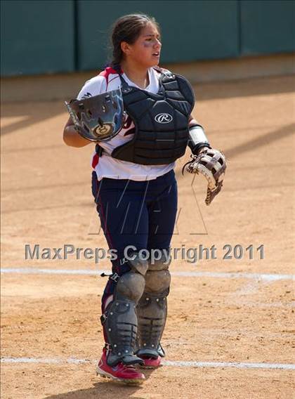 Thumbnail 1 in Pomona Catholic vs. Bellarmine-Jefferson (CIF SS D7 Final) photogallery.
