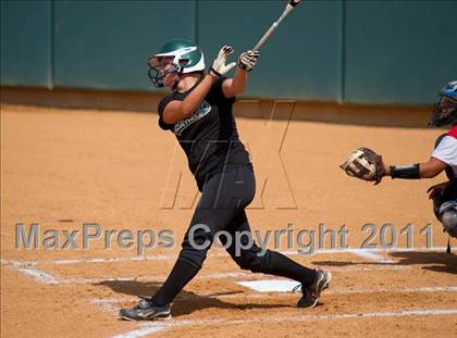 Thumbnail 3 in Pomona Catholic vs. Bellarmine-Jefferson (CIF SS D7 Final) photogallery.