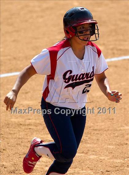 Thumbnail 3 in Pomona Catholic vs. Bellarmine-Jefferson (CIF SS D7 Final) photogallery.