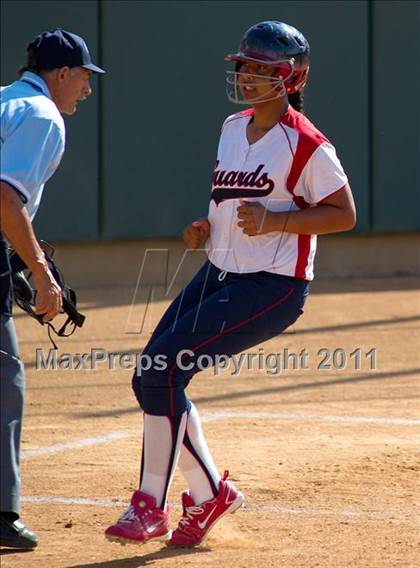 Thumbnail 2 in Pomona Catholic vs. Bellarmine-Jefferson (CIF SS D7 Final) photogallery.