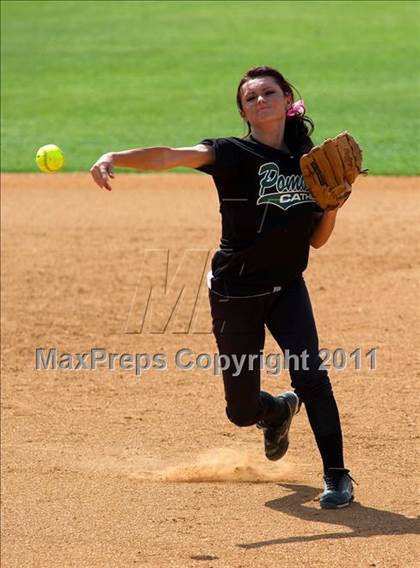 Thumbnail 1 in Pomona Catholic vs. Bellarmine-Jefferson (CIF SS D7 Final) photogallery.
