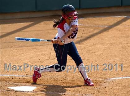 Thumbnail 3 in Pomona Catholic vs. Bellarmine-Jefferson (CIF SS D7 Final) photogallery.