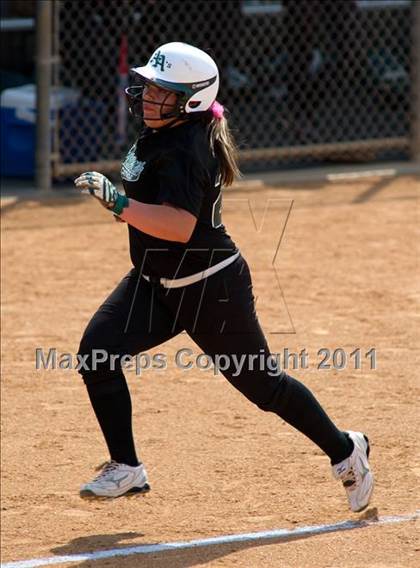 Thumbnail 1 in Pomona Catholic vs. Bellarmine-Jefferson (CIF SS D7 Final) photogallery.