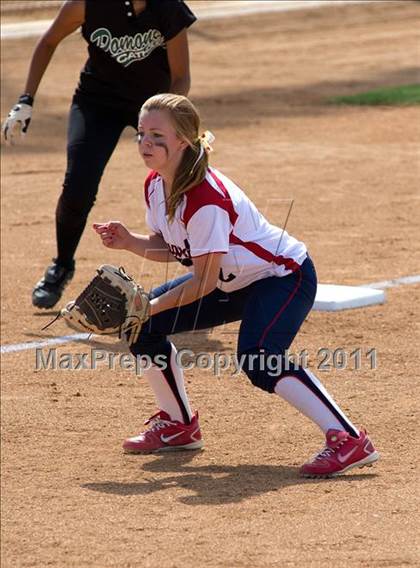Thumbnail 2 in Pomona Catholic vs. Bellarmine-Jefferson (CIF SS D7 Final) photogallery.